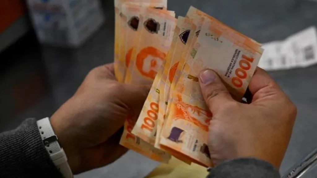 Sindicatos dicen que para vivir con dignidad se necesitan $2,7 millones por mes