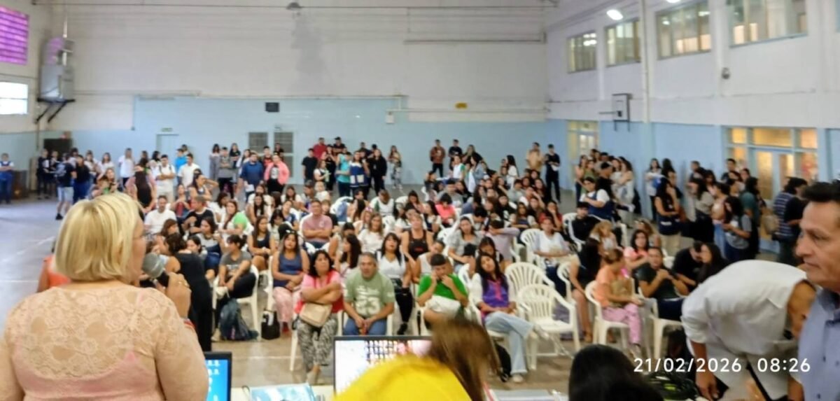 Docentes denunciaron irregularidades y pidieron suspender el acto de titularidad